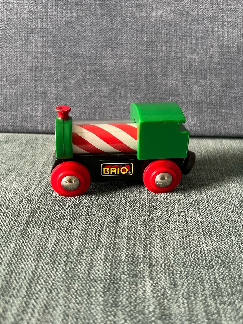 BRIO - “Spinning Boiler Train” / Candy Stripe Train